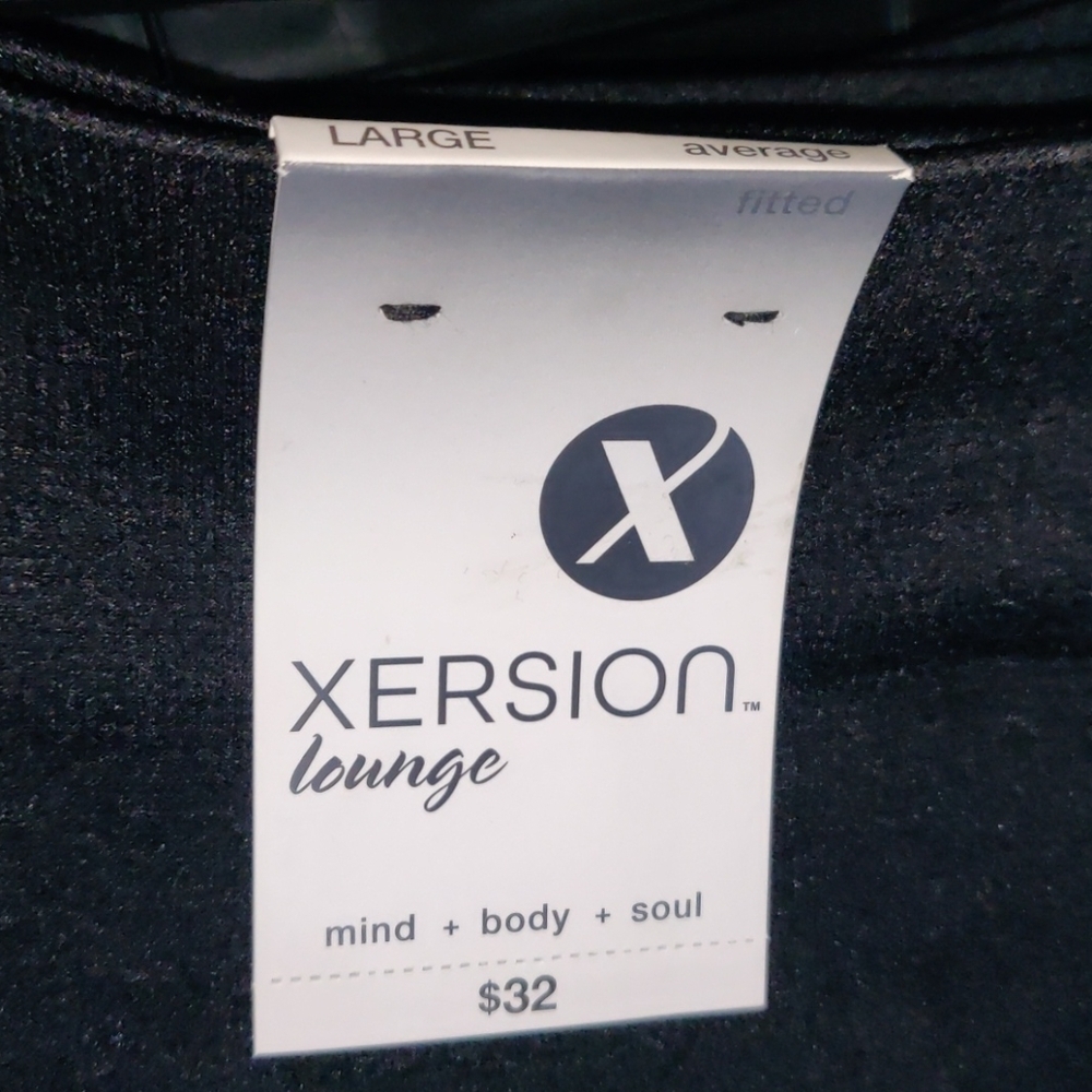 Xersion Mesh Bottom Seamless Legging - Picture 4 of 6